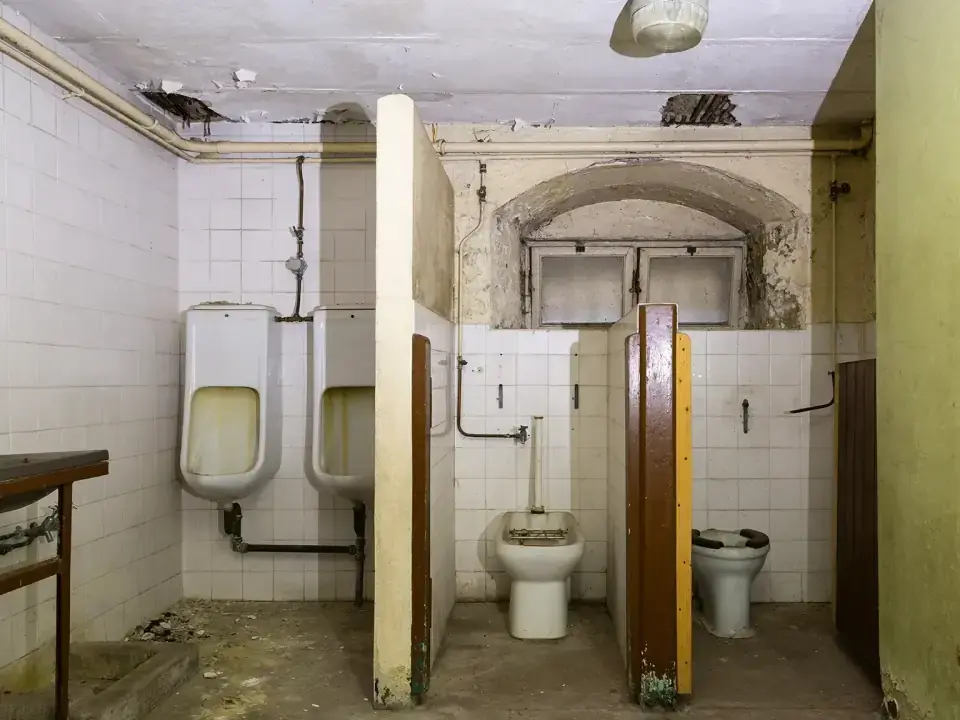 Officers Mess photo 12
