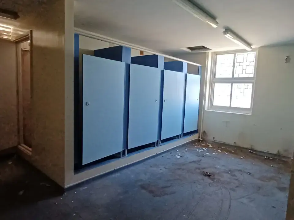 Toilets & Showers photo 9