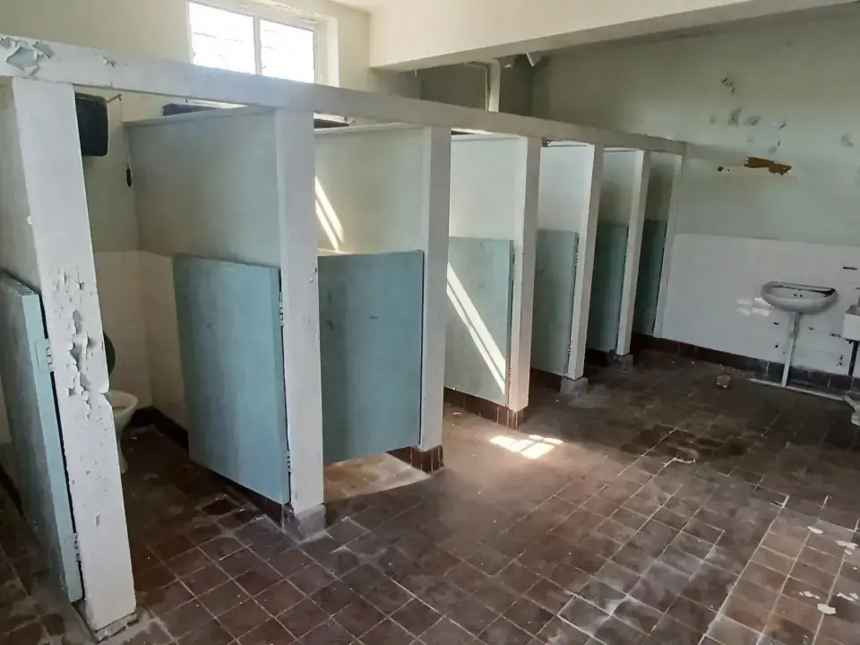 Toilets & Showers photo 13