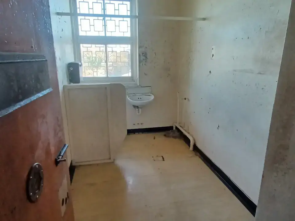 Toilets & Showers photo 14